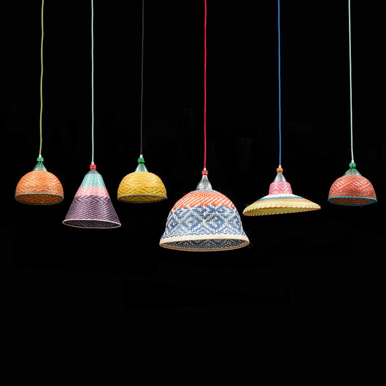 TAKLMPOR, sex stycken, "Petlamps", Colombia, 2012.
