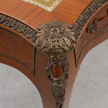 Skrivbord, Louis XVI-stil, 1900-talets mitt.