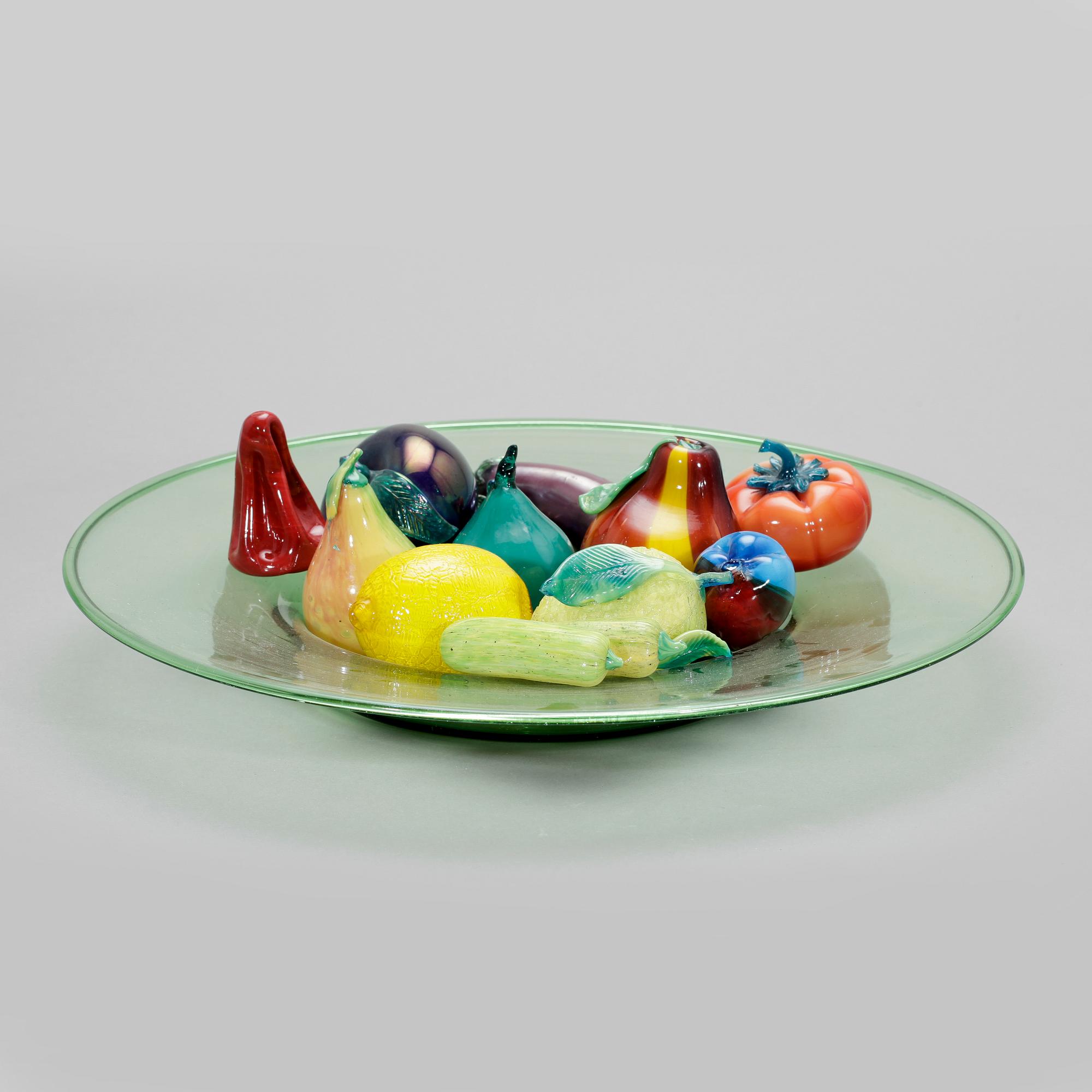 FAT med FRUKTER, glas, troligen Venini, Italien, 1900-talets första hälft.