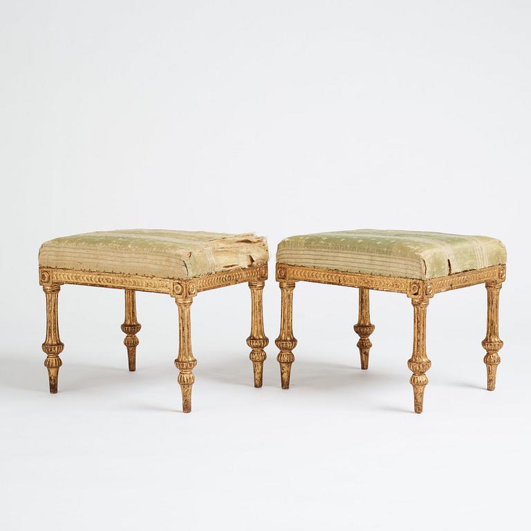 Kungliga taburetter, ett par, av Erik Öhrmark och Pehr Ljung efter ritning av Louis Masreliez, 1790-tal, Sengustavianska.
