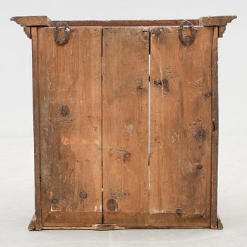 VÄGGSKÅP, allmoge, 1800-tal.