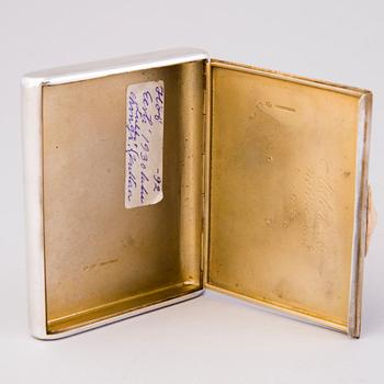 An Estonian silver cigarette case, H. Raadus & Posipov, early 1930s.