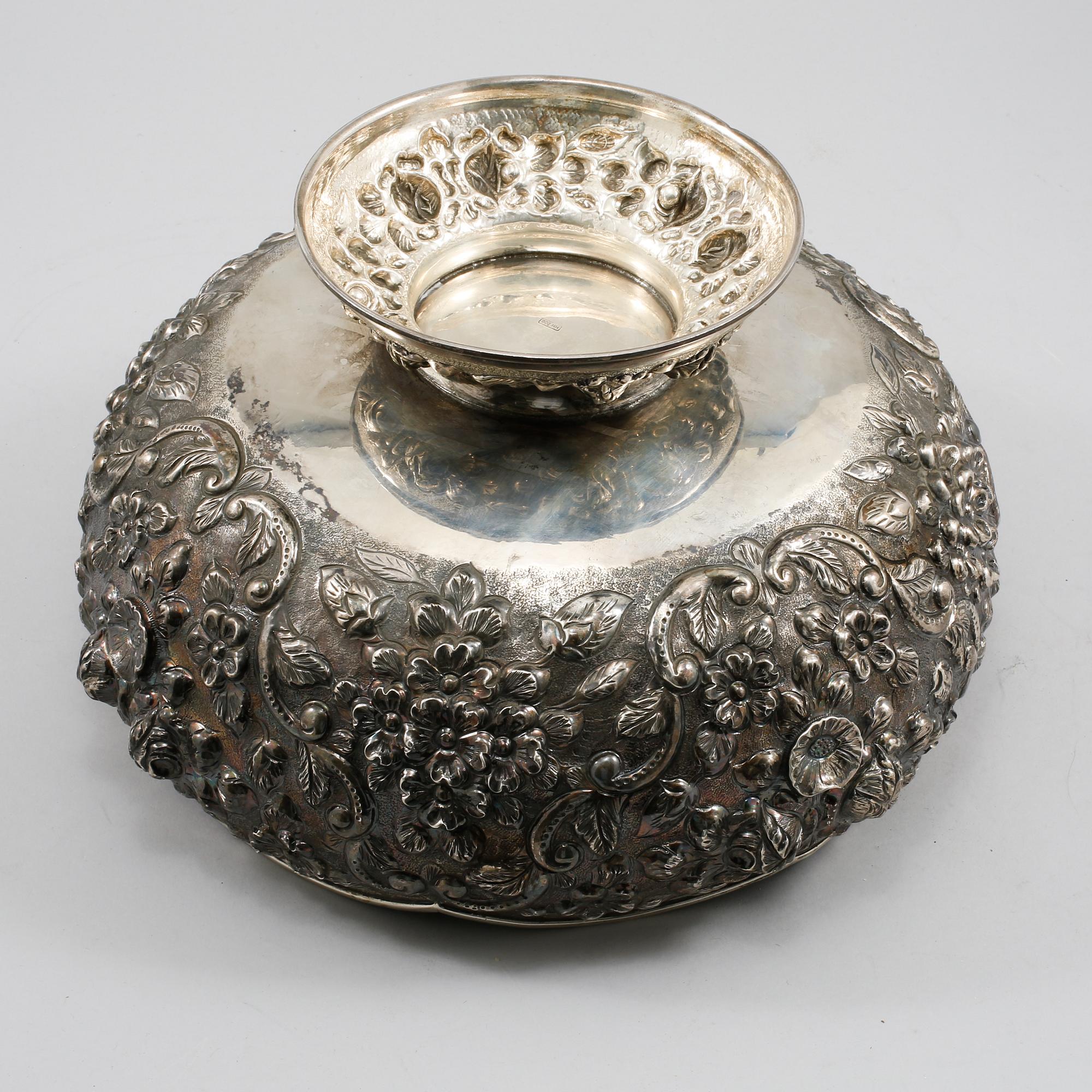 SKÅL, silver, 1900-talets början, vikt 1129 gram.