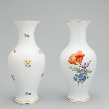 VASER, porslin, 5 st, Meissen, 1900-tal.