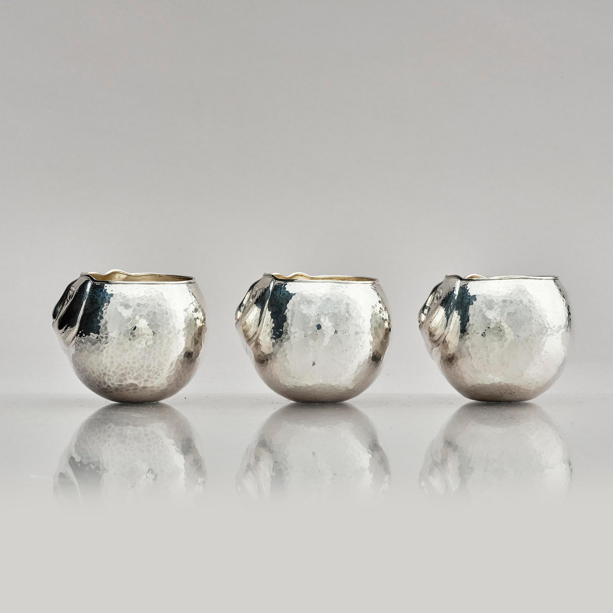 Olle Ohlsson, tumlare, 3 st, sterling silver, Stockholm 1979.