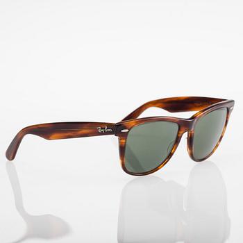 SOLGLASÖGON, "Wayfarer II", Ray Ban.