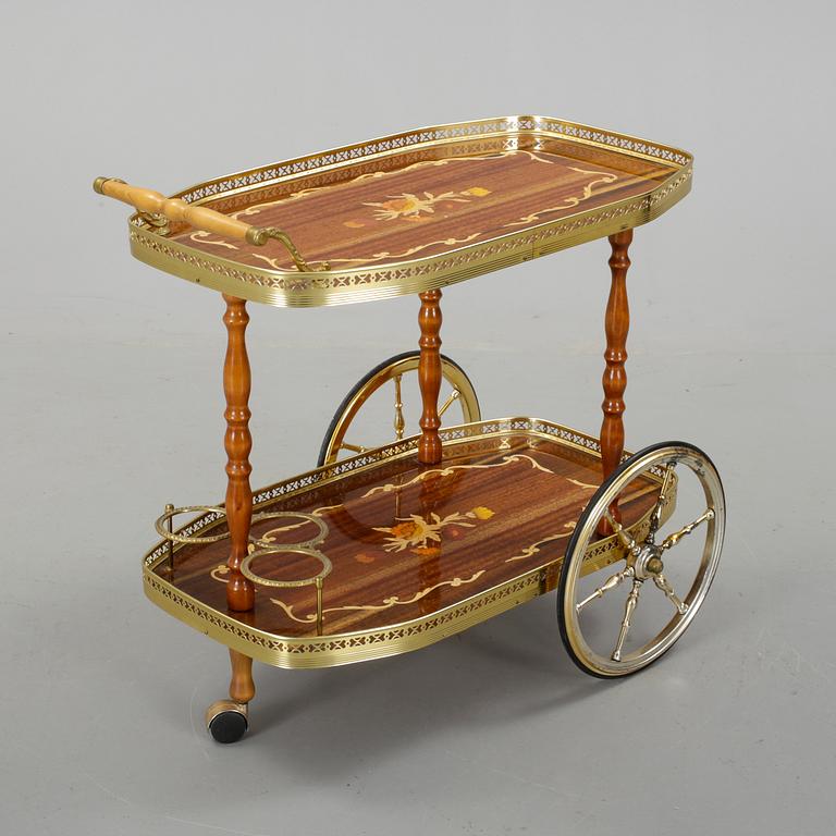 SERVERINGSVAGN, 1900-talets andra hälft.