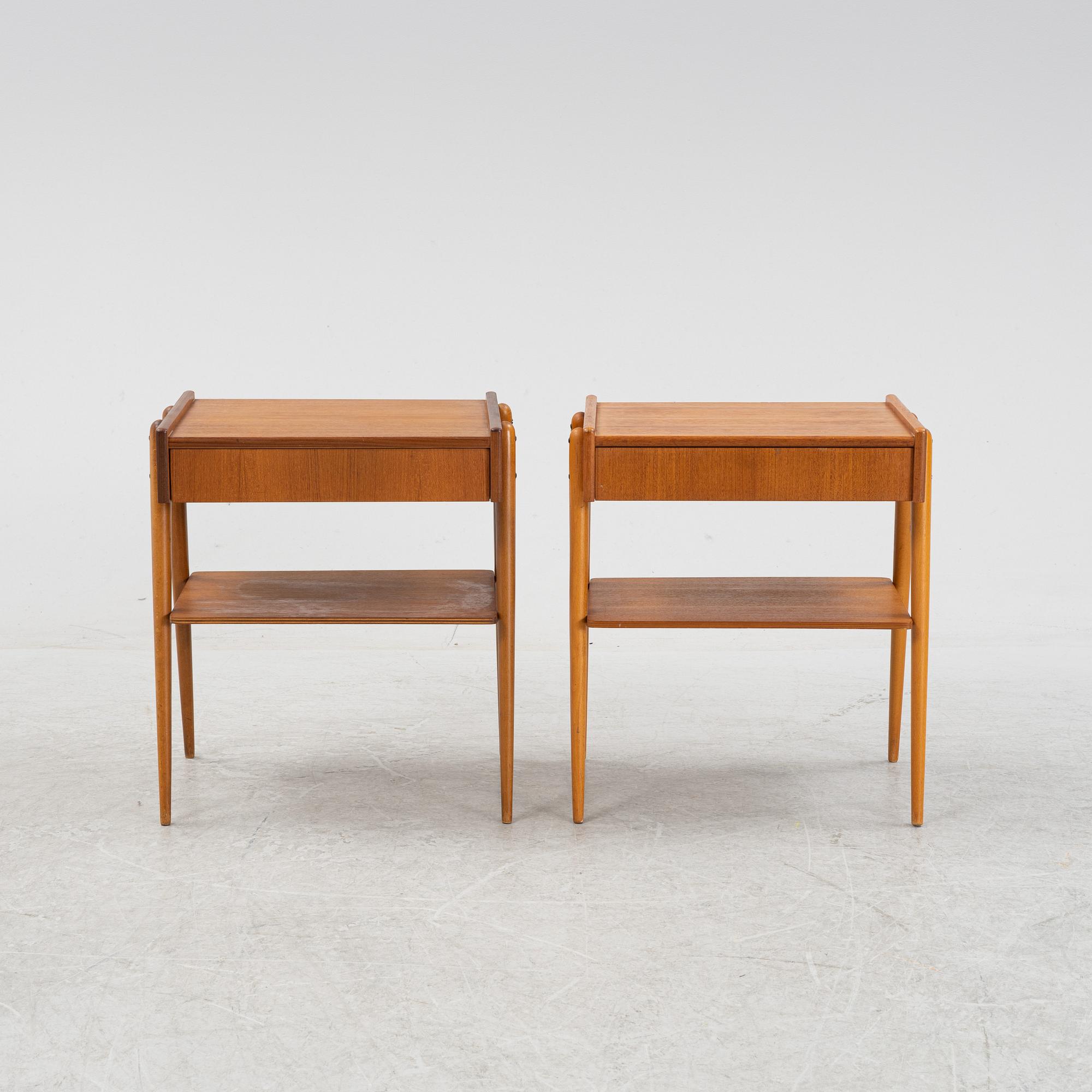 Sängbord, ett par, Carlströms Möbelfabrik, Bjärnum, 1950/60-tal.