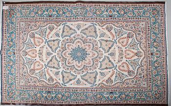 ISFAHAN, Semiantiikkinen. Noin 315 x 196 cm.