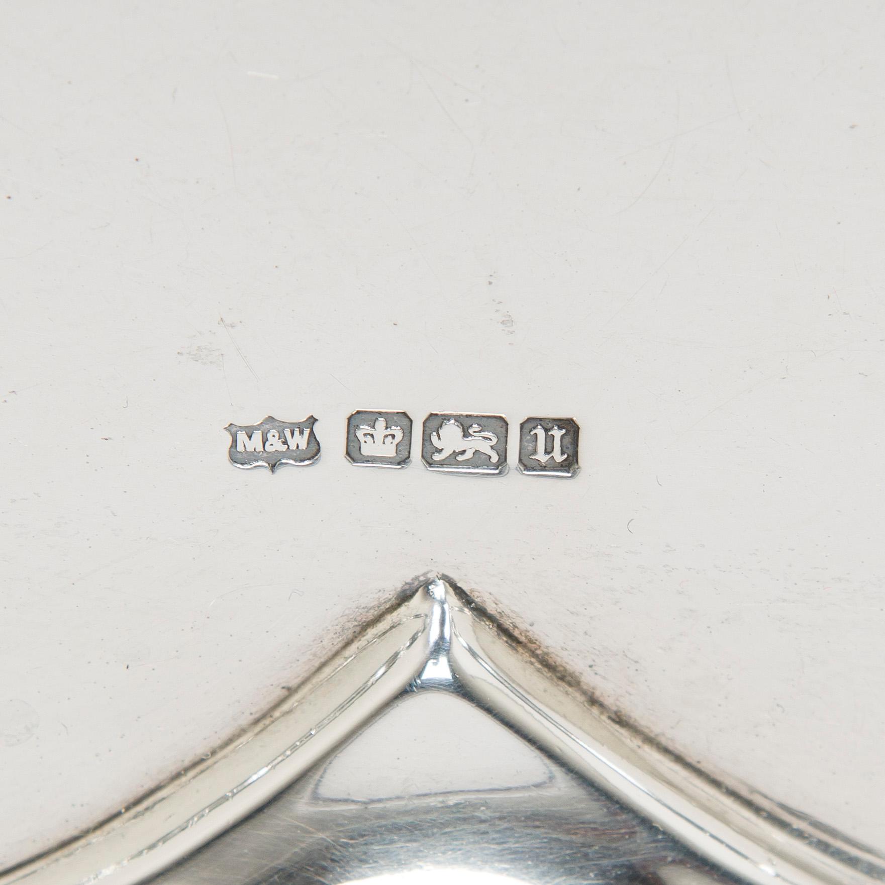 Brickbord, sterlingsilver och mahognyfaner, Mappin & Webb, London 1912, stommen av Paul Boman.