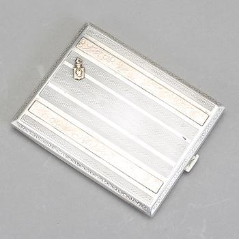 CIGARETTETUI, silver, Polen, 1930-tal. Vikt ca 127 gram.