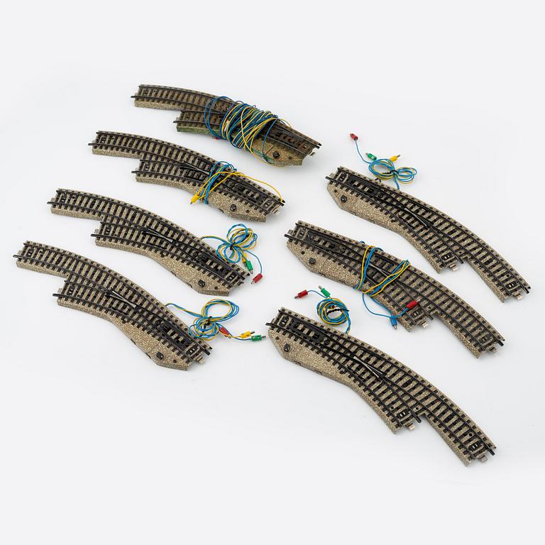 Märklin, växlar, elektriska, 8 par samt 2 korsväxlar.
