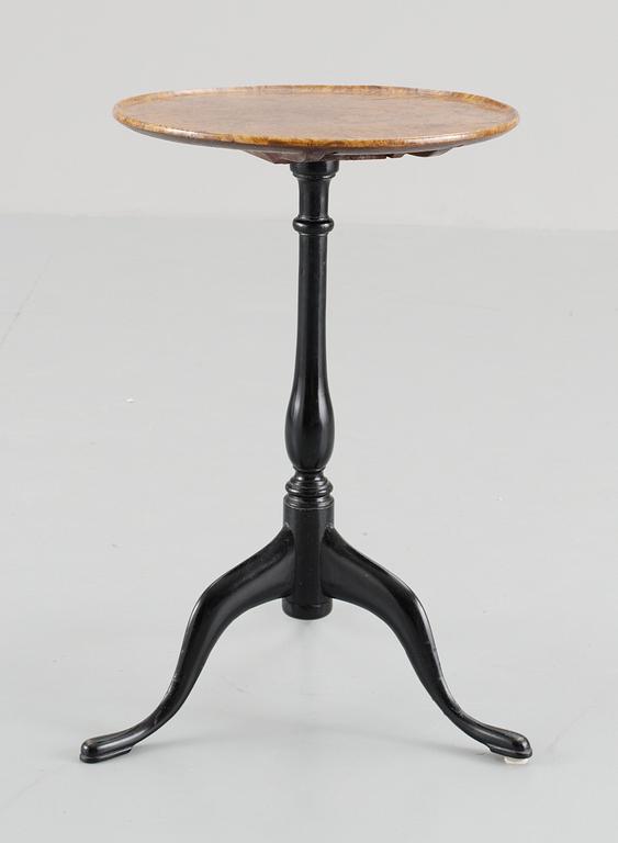 A Swedish 18th century tilt-top table by J. Sjölin.