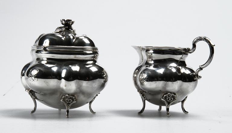 MOCCASERVIS, 3 delar, silver, rokokostil, 1945. vikt ca 857 gr.