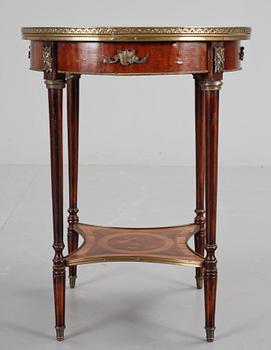 SALONGSBORD, Ny Louis XVI, Frankrike sent 1800-tal.