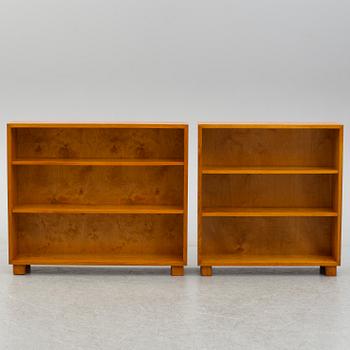 A pair of late 20th century shelves.