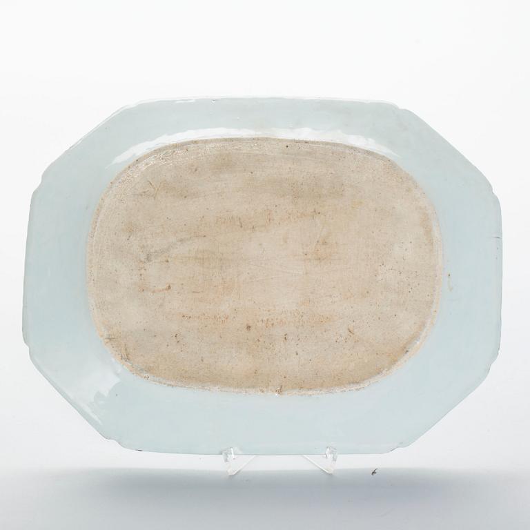 STEKFAT, porslin, Kina, Qianlong(1736-1795).