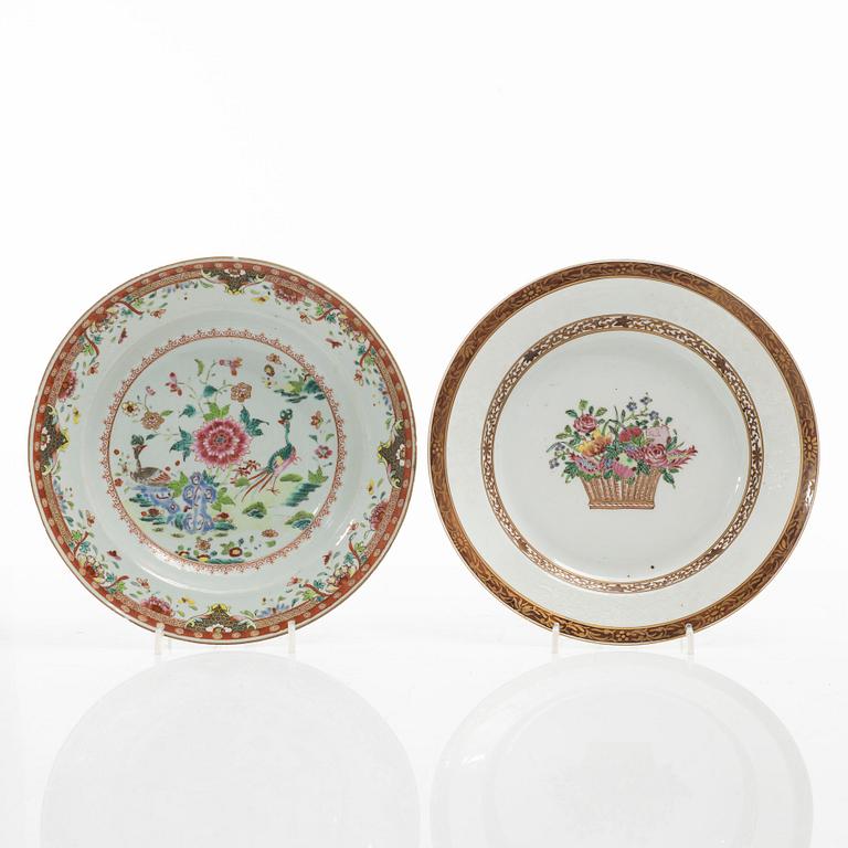 Tallrikar, 15 stycken, porslin, Kina, Qingdynastin, 1700-tal.