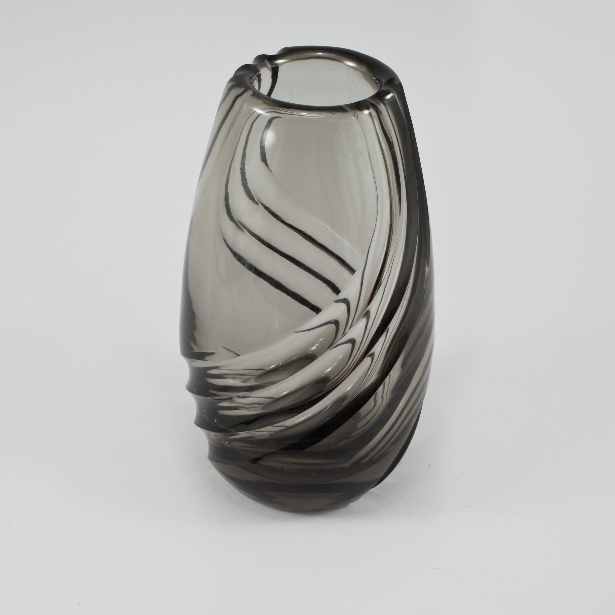 VAS, glas, Elis Bergh, Kosta, 1900-talets andra kvartal.