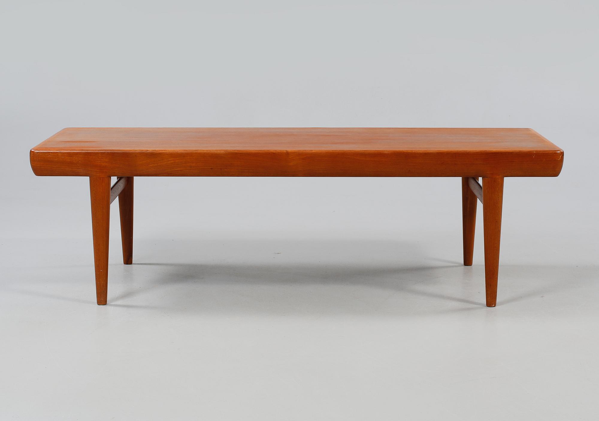 SOFFBORD, troligen Johannes Andersen, Silkeborg, 1900-talets tredje kvartal.
