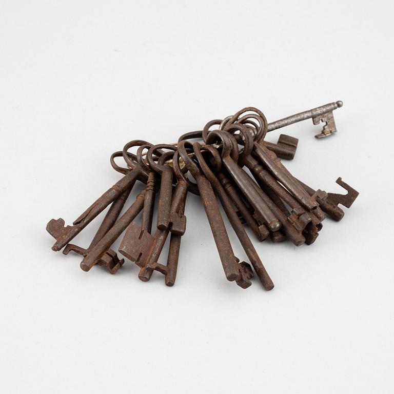 Twenty iron keys, 18th century.