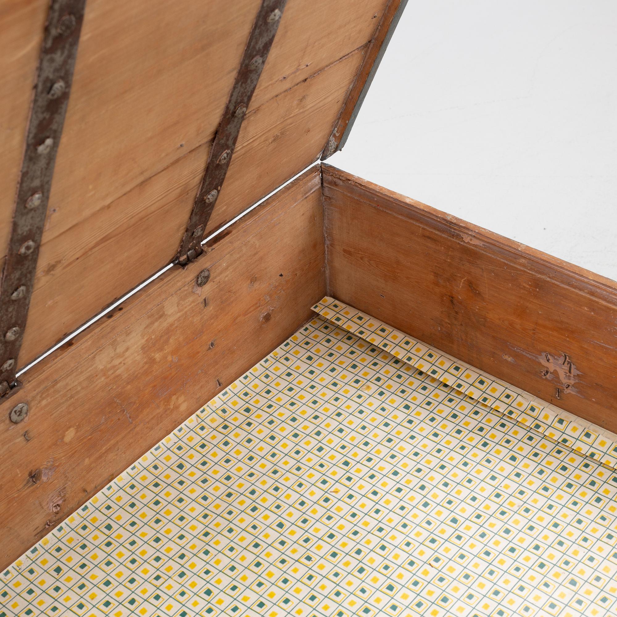 Nattlåda, allmoge, 1600-/1700-tal, daterad 1693.