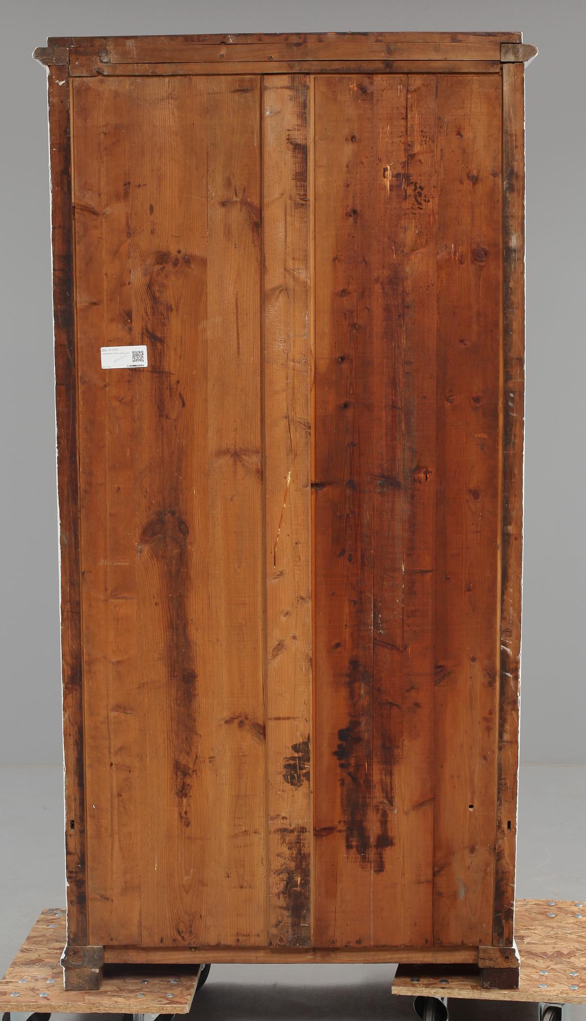 LINNESKÅP, 1800-talets slut.