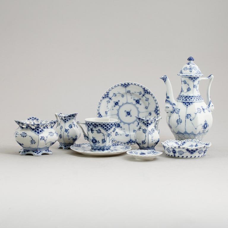 KAFFESERVIS, 19 delar, porslin, Royal Copenhagen.