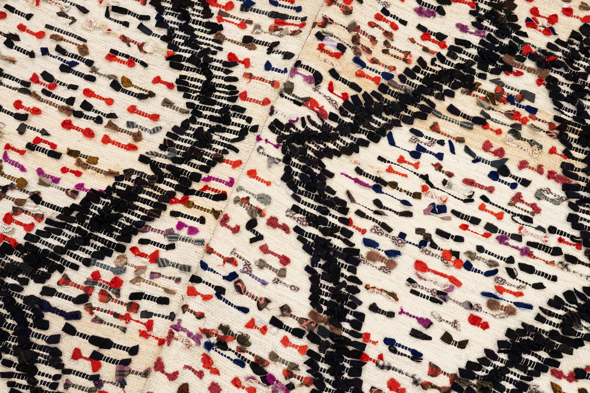 Sängtäcke,  s.k. sluns i trasväv, ca 180 x 127 cm, Hälsingland, 1800-tal.