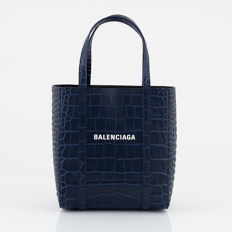 Balenciaga, "Everyday Tote".