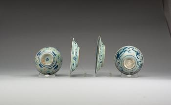 Four blue and white bowls and dishes, Ming dynasty (1368-1644).