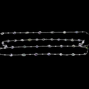1089. NECKLACE, different colour sapphires, tot. 33.50 cts and brilliant cut diamonds, tot. 2.09 cts.