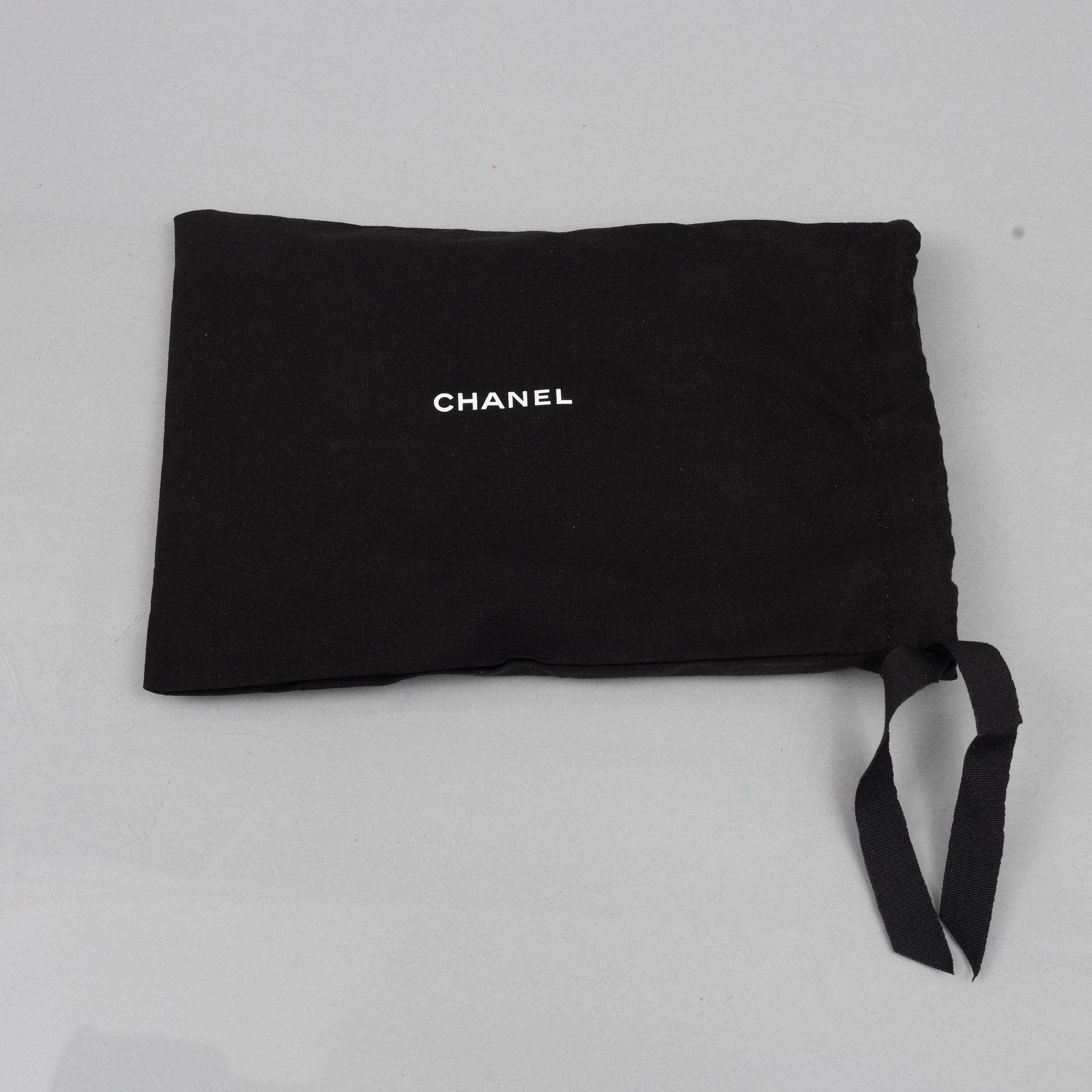 Chanel, clutch, "Small Caviar O Case", 2022.