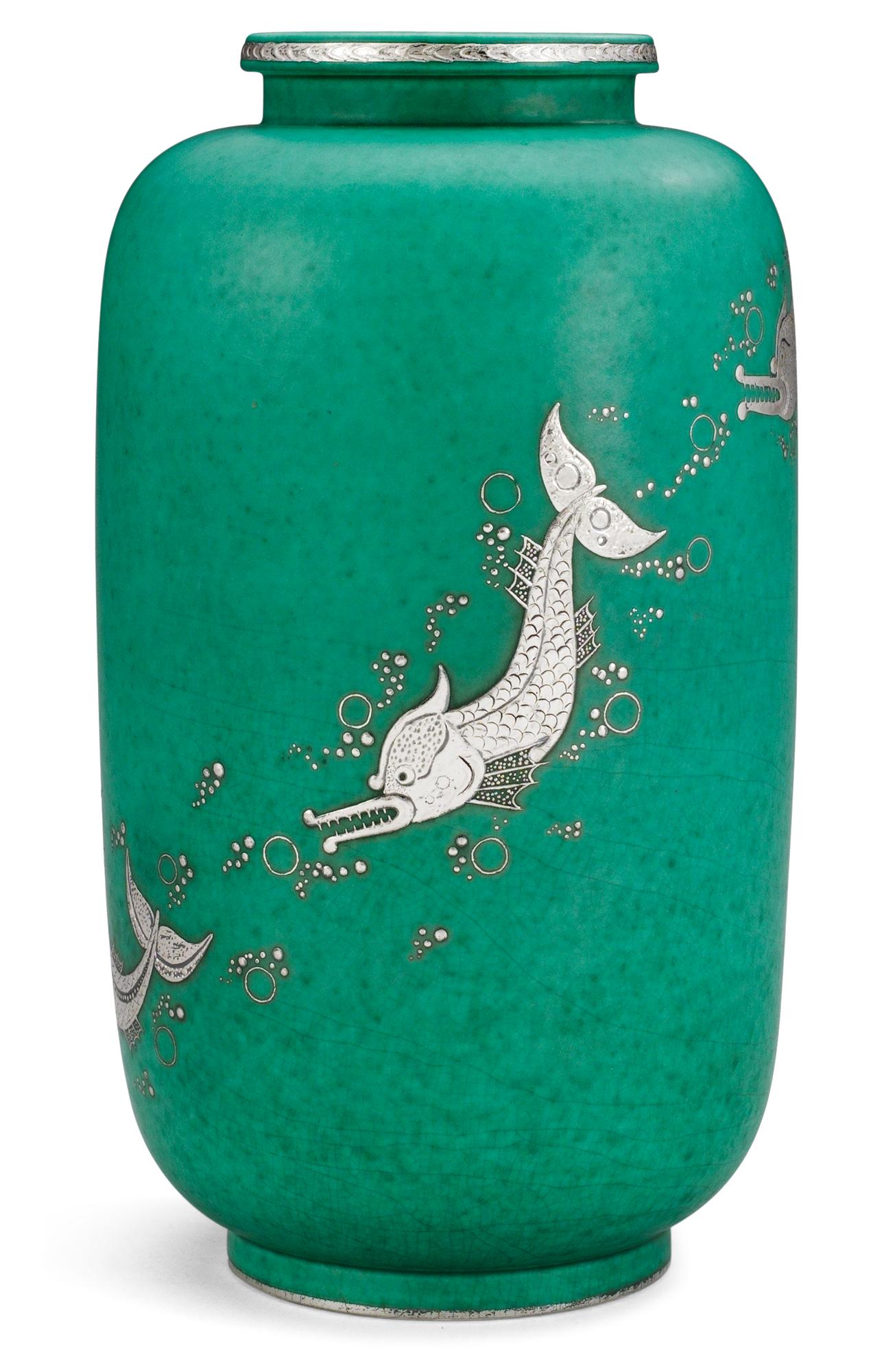 A Wilhelm Kåge 'Argenta' vase, Gustavsberg 1941.