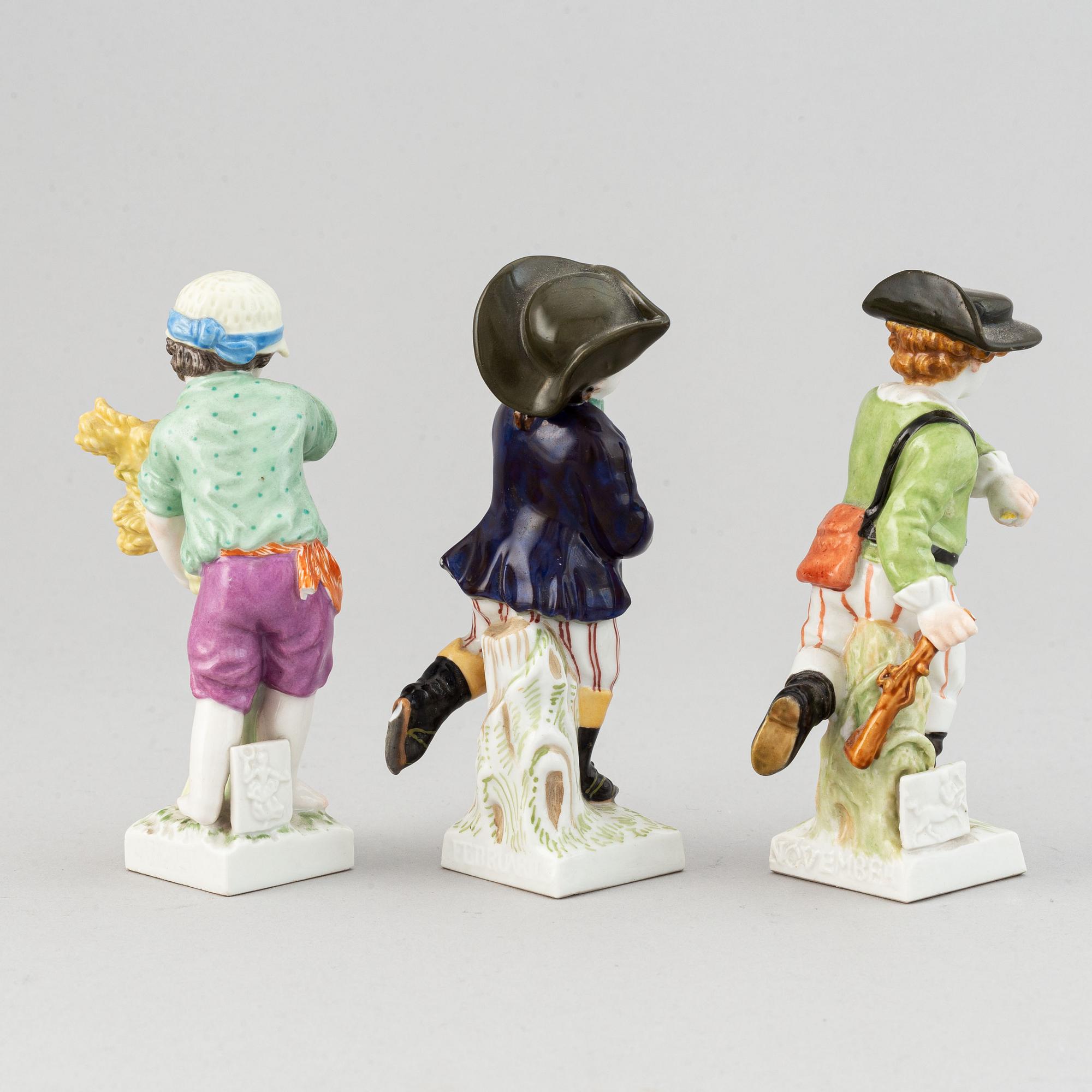 Figuriner, tre stycken, porslin. Berlin, omkring 1900.