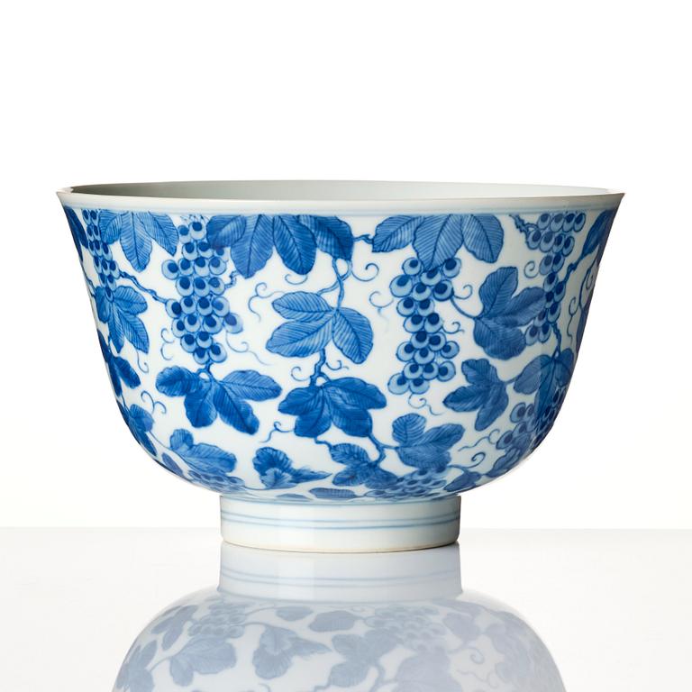 A large blue and white bowl, Qing dynasty with Tongzhi mark and of the period (1862-74).