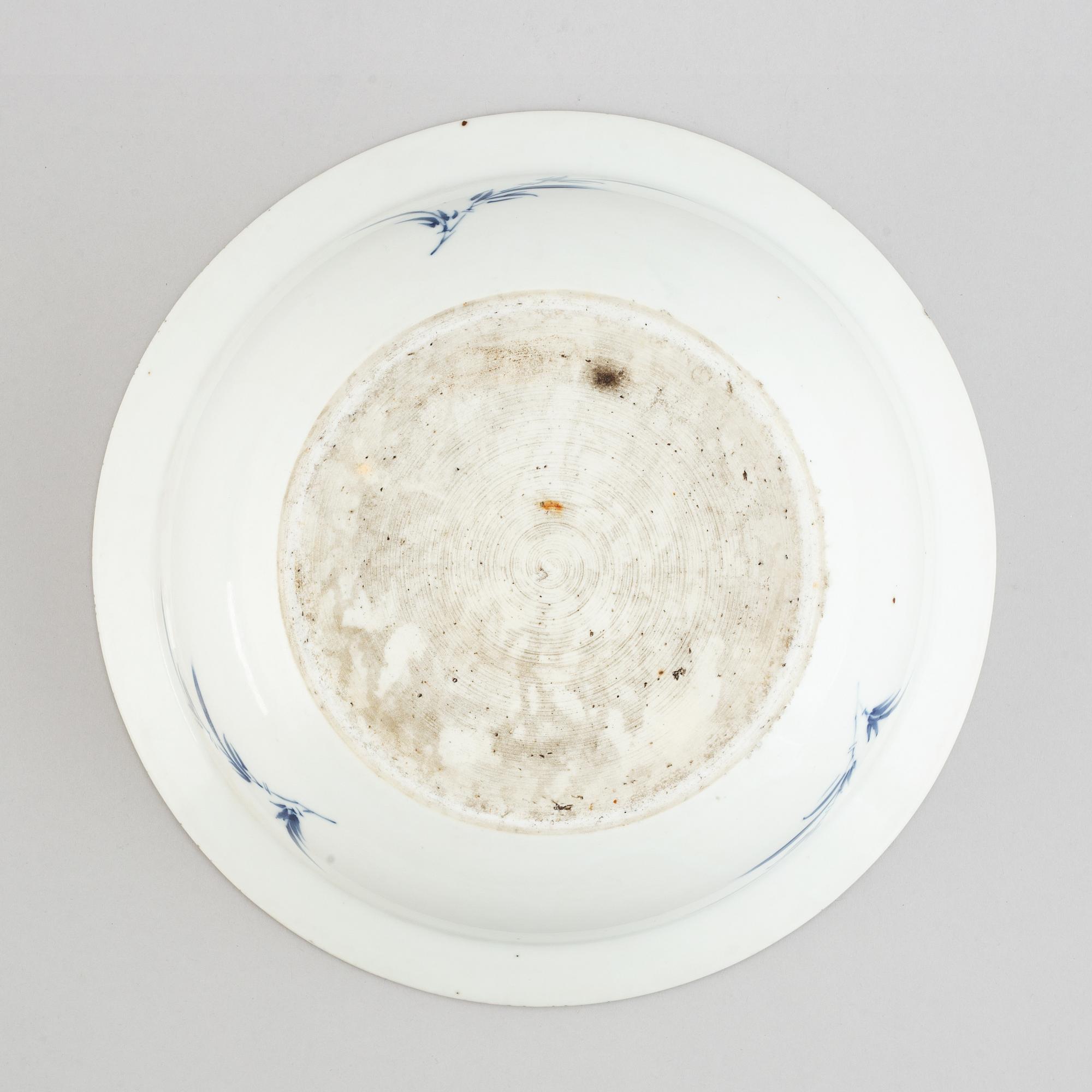 A blue and white bowl, Qing dynasty, 19th Century.