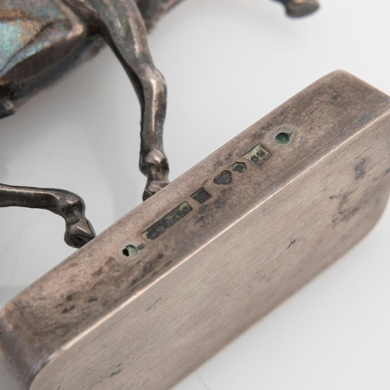 Bordsdekorationer och berlocker, silver, 9 delar.