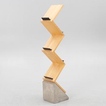 Jonas Bohlin, tidsskriftshylla, "Zink", Källemo AB, Värnamo.