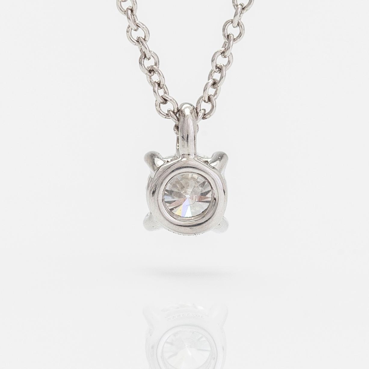 Tiffany & Co, hänge med kedja, platina och diamant 0.23 ct. Med certifikat.