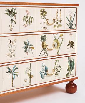 Josef Frank, a mahogany chest of drawers 'Florabyrå Linné', Svenskt Tenn, Sweden 2007, model 1050, jubilee ed. 31/50.