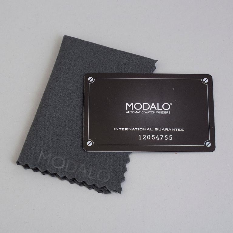 MODALO, winder, ca 18 x 18 x 22 cm.