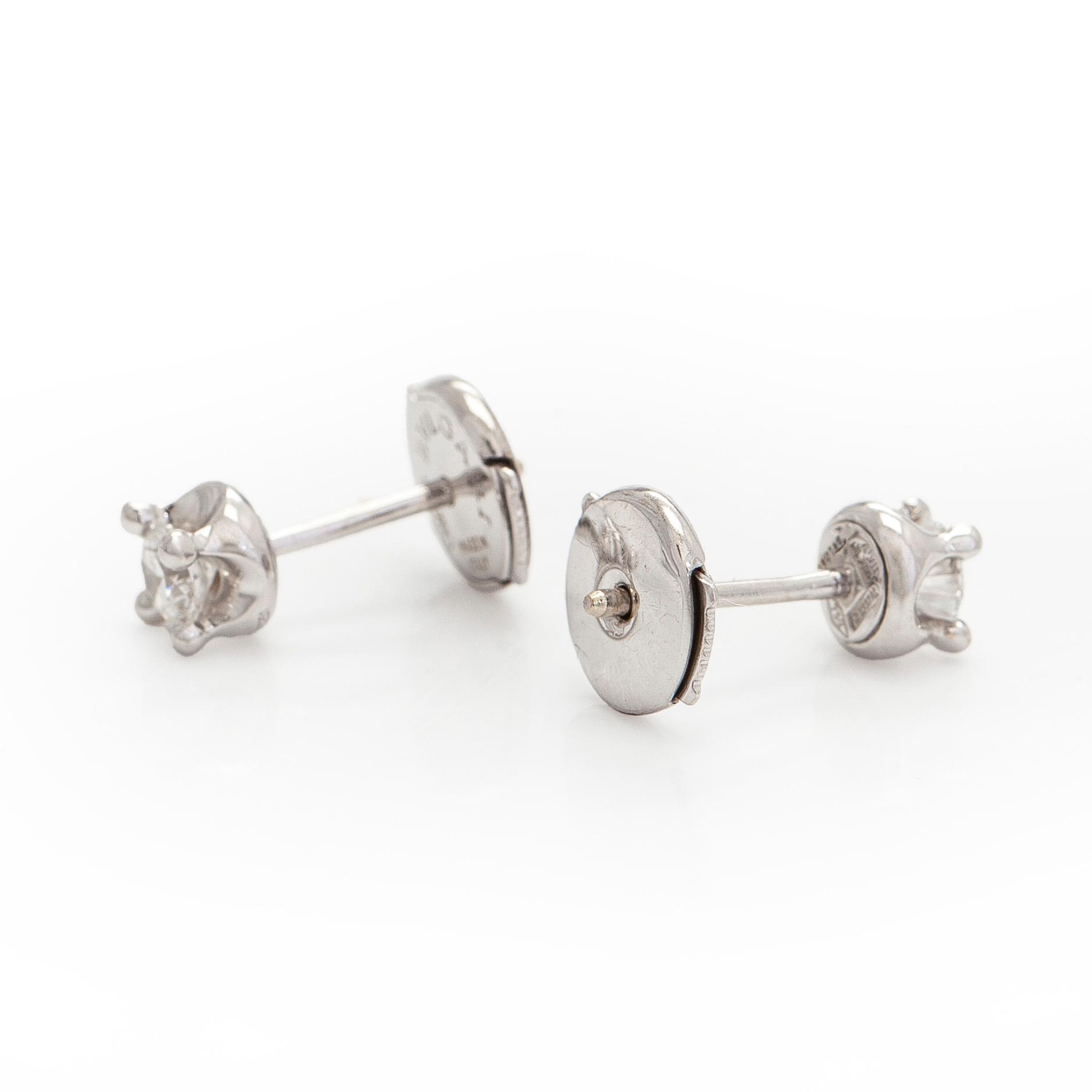 Bulgari, a pair of 18K white gold 'Corona' earrings with brilliant-cut diamonds.