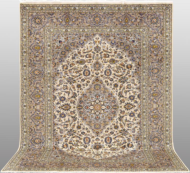 Carpet, Keshan, 293 x 210 cm.