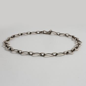 SVEN-ERIK HÖGBERG, Göteborg, 1985, a necklace.