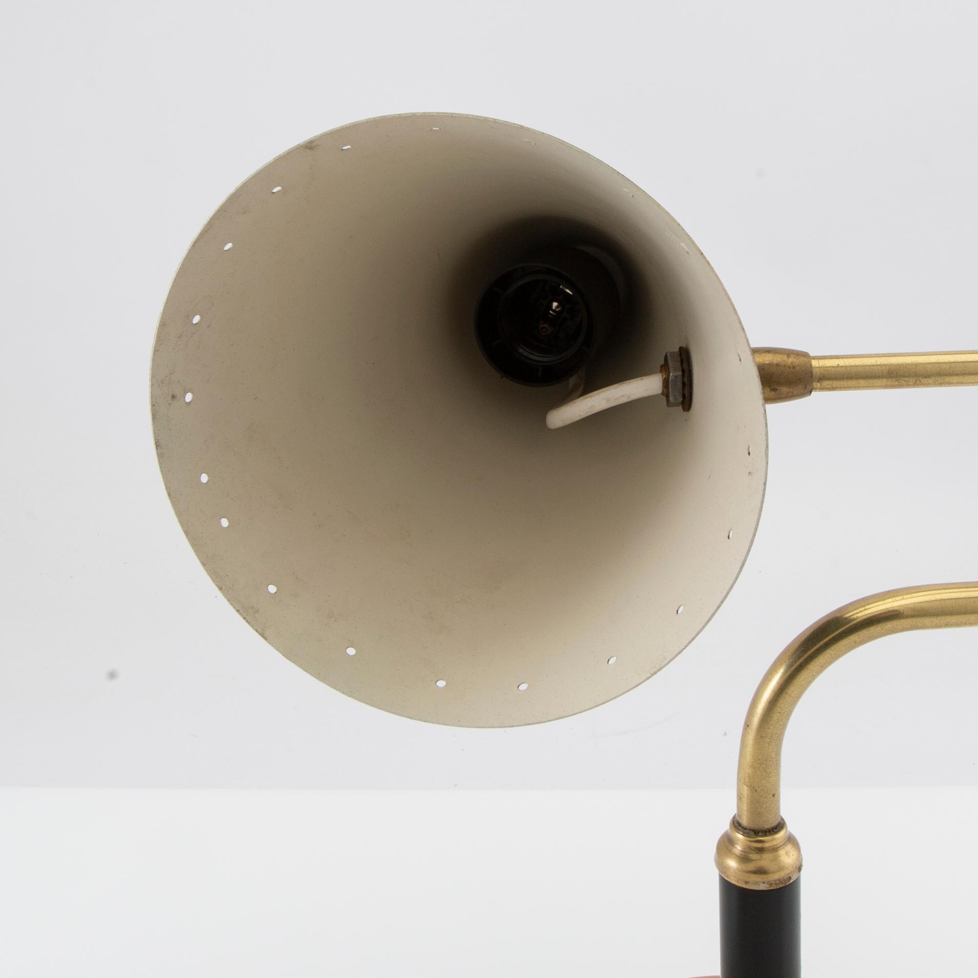 Bordslampa 1900-talets mitt.