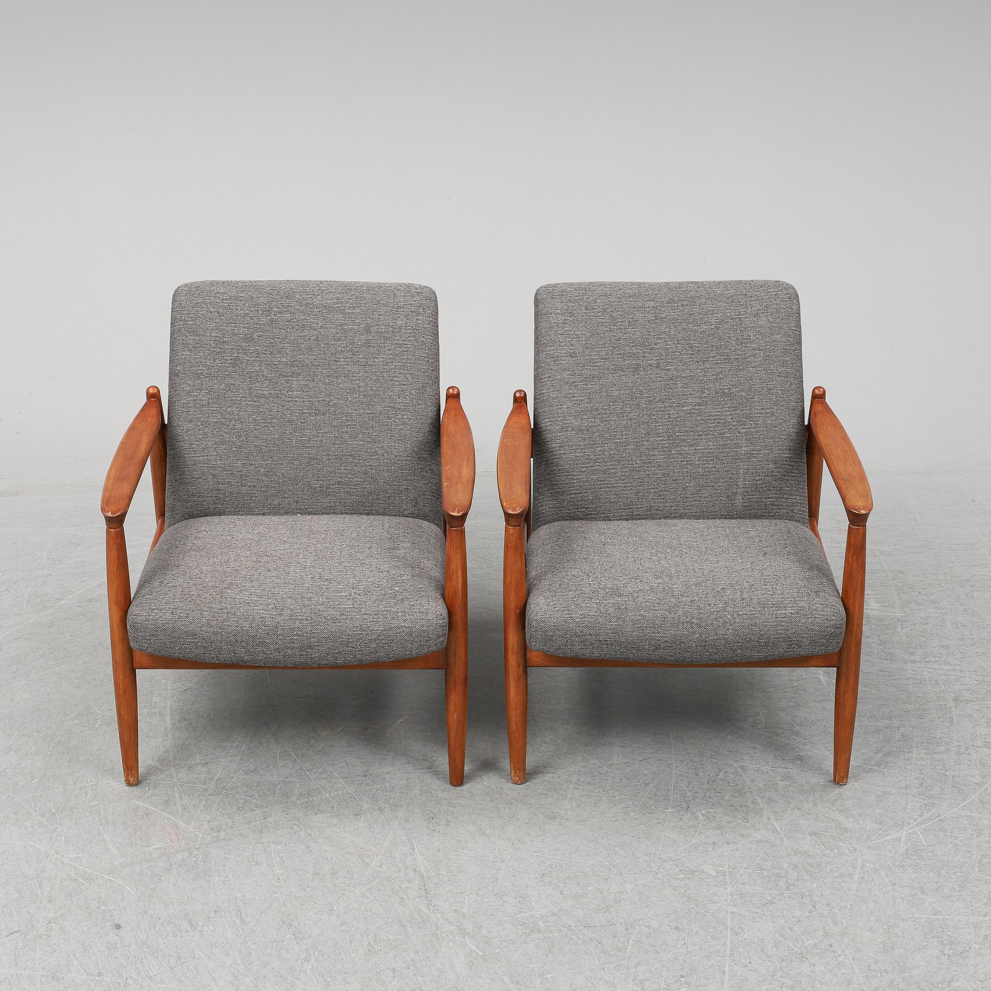 FÅTÖLJER, ett par, 1950/60-tal.