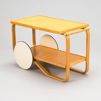 Alvar Aalto, a mid-20th century '98' tea trolley for Oy Huonekalu- ja Rakennustyötehdas Ab, Finland.