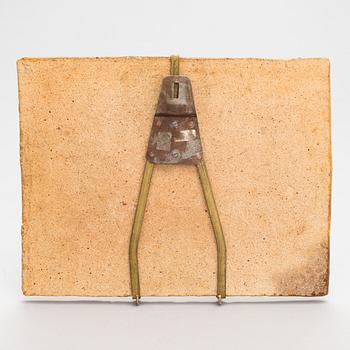 Francesca Mascitti-Lindh, A stoneware relief, signed F. Lindh Arabia.