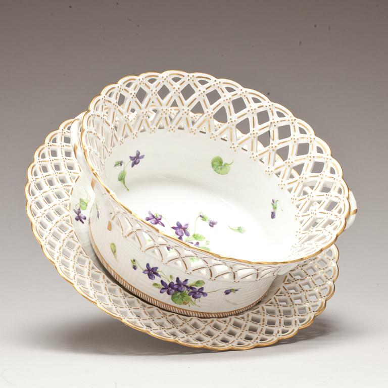 GALLERSKÅL med FAT, porslin, Royal Copenhagen.